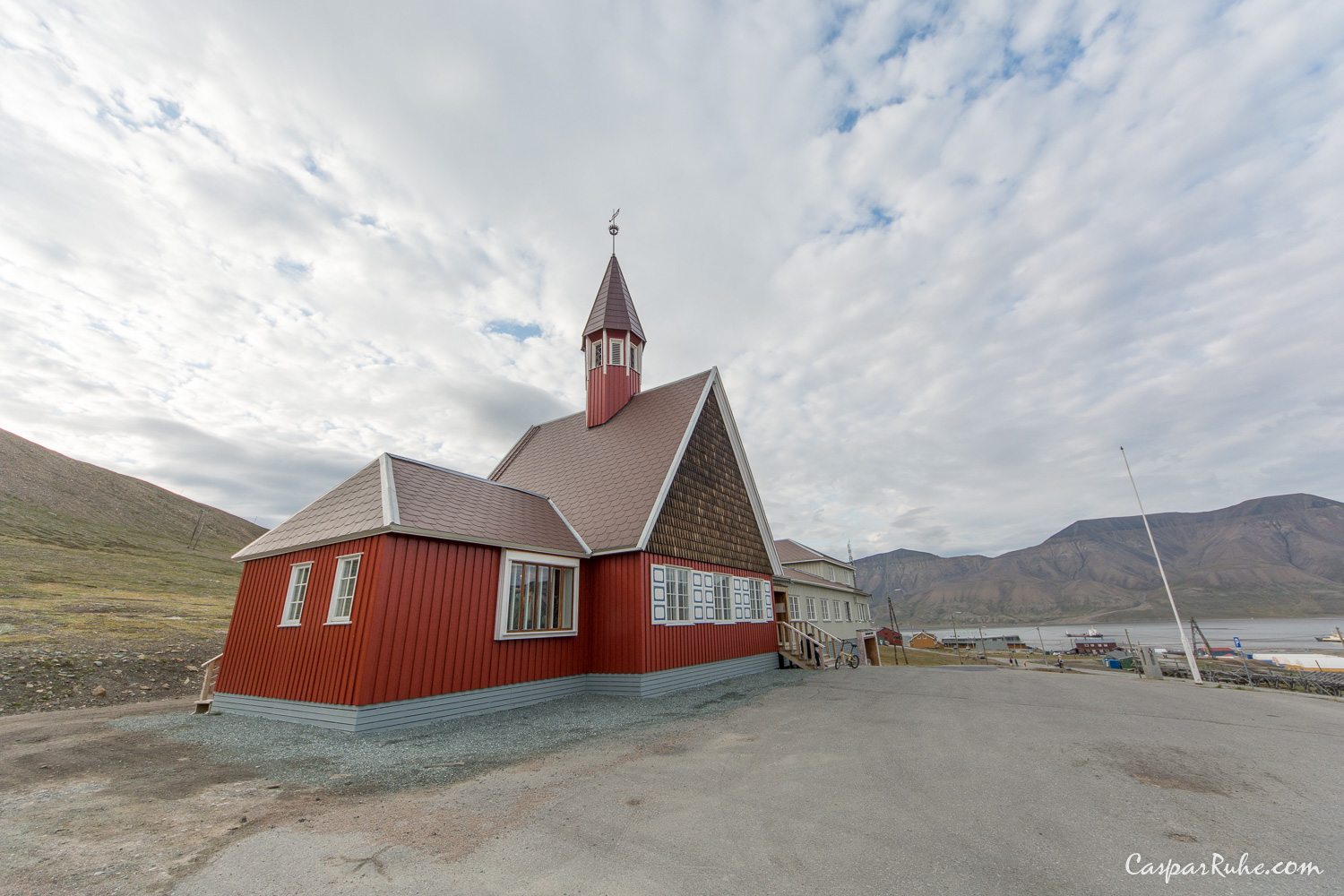 Svalbard Kirke